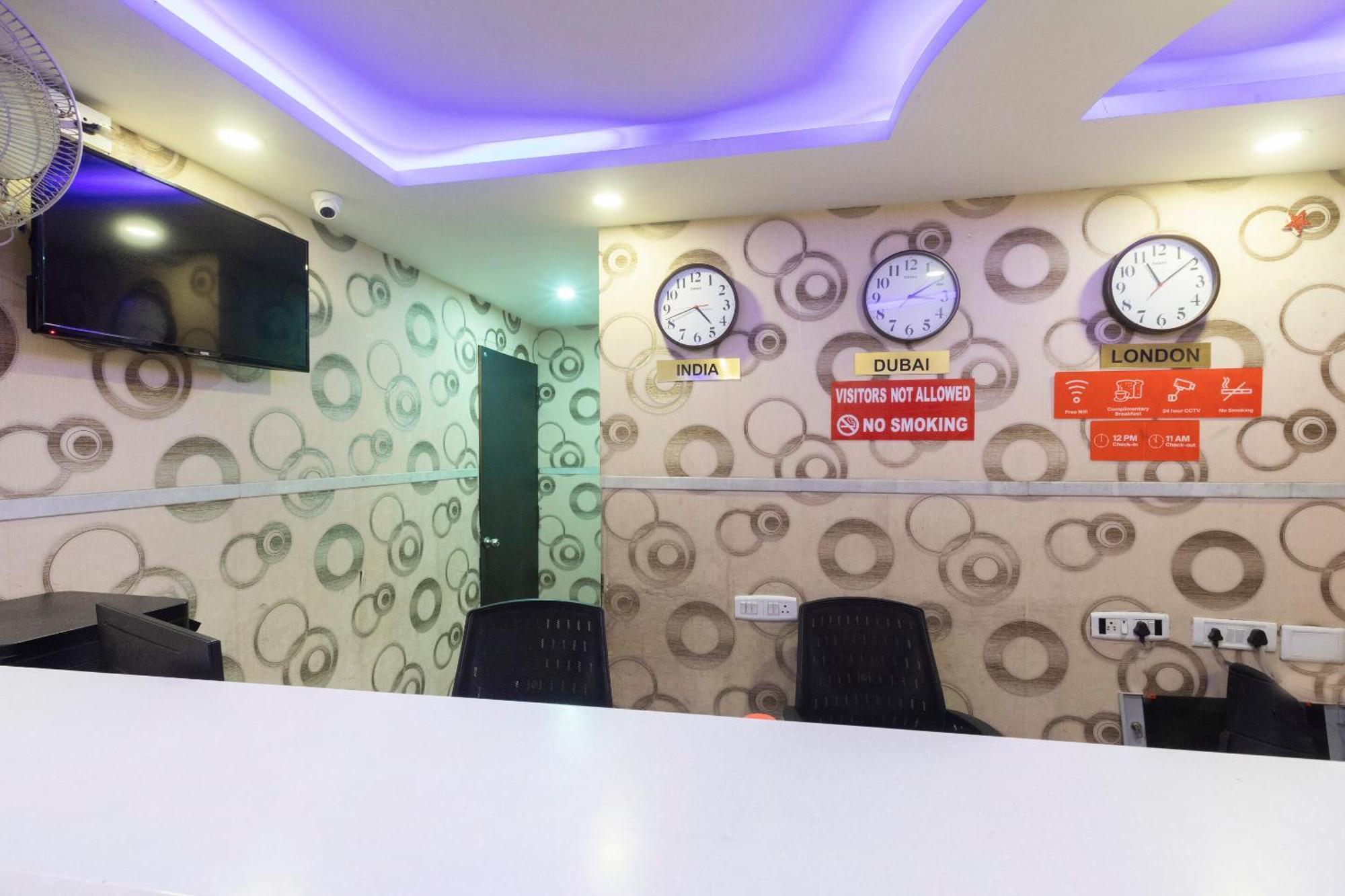 Collection O Santhome Residency Near Marina Beach Chennai Exterior foto