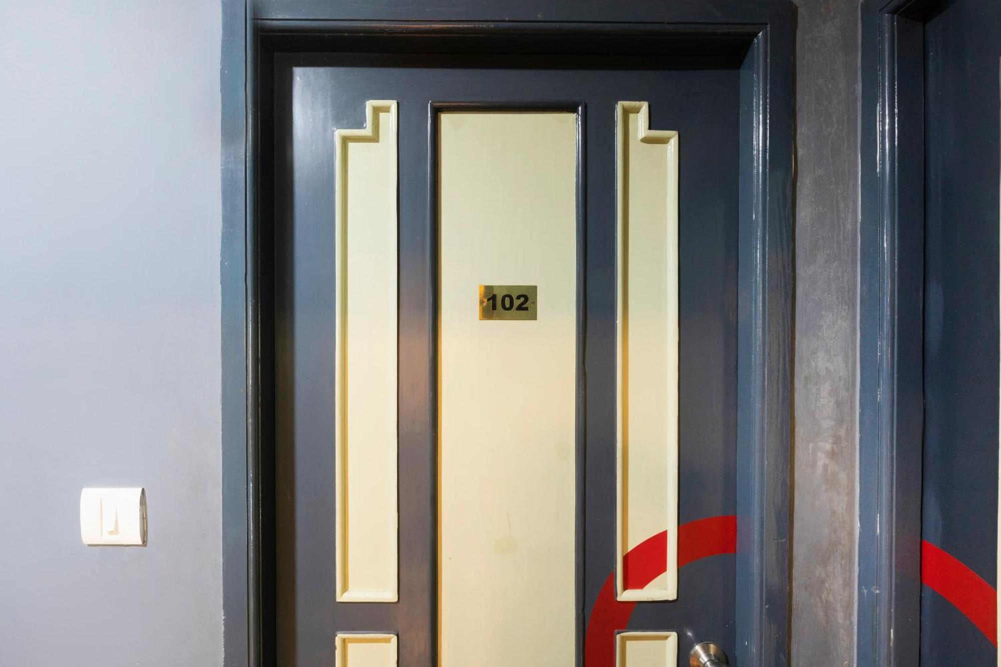 Collection O Santhome Residency Near Marina Beach Chennai Exterior foto